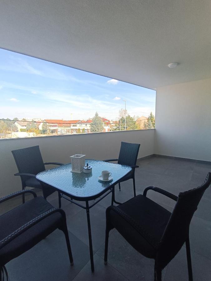 Apartman Leo Apartment Velika Gorica Luaran gambar